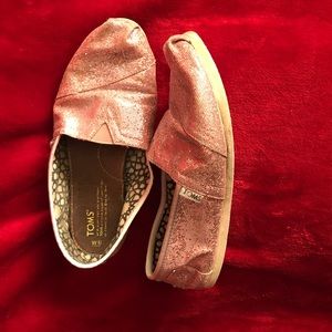TOMS glitter canvas shoe